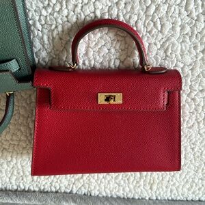 Mini Kellly 1 in three color.